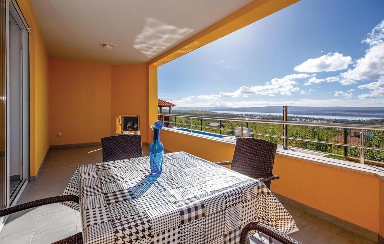 Panorama Apartment *